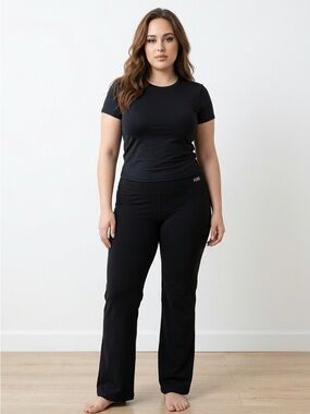 PINK Victoria’s Secret Black Bootcut Pants – Stretch Mid-Rise Leggings (Large)